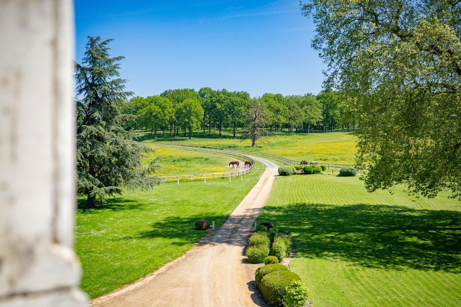 Hotel Haras De La Potardiere Crosmieres Ngoại thất bức ảnh